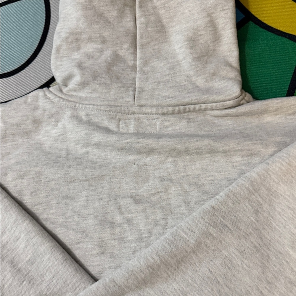 Market Studios Heather Gray Hoodie             (Pre-owned) - Picture 10 of 12